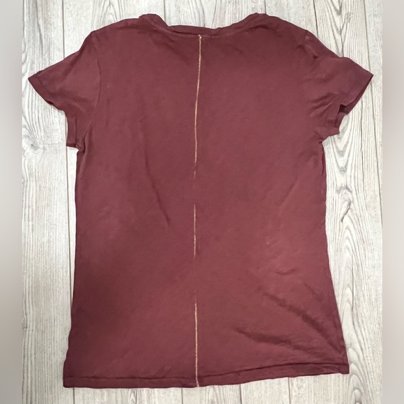 Sundry Lovers Tee Shirt Size 3 (Large) Wine Red Gold Stitch Back Like New - Picture 2 of 3